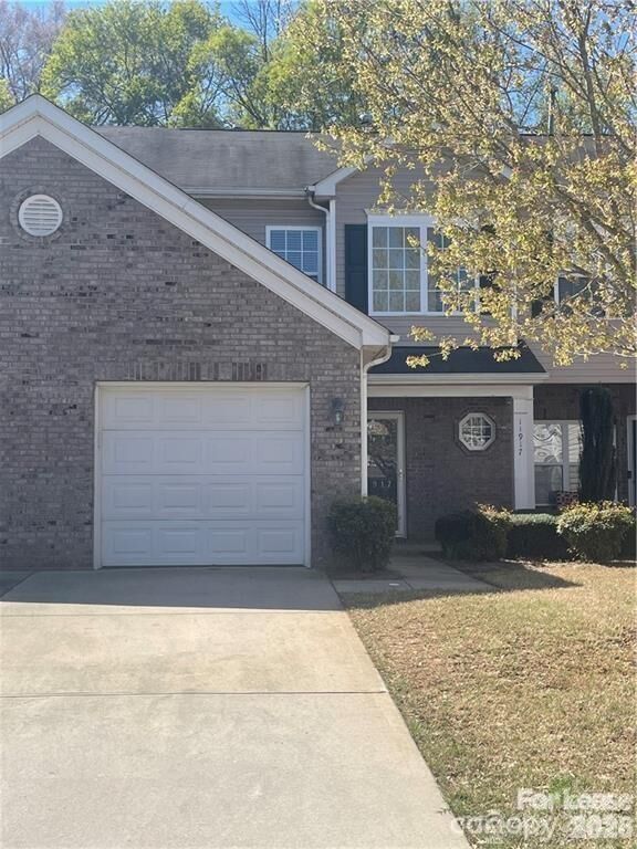 Property Photo: 11917 Stratfield Place Circle 118 NC 28134
