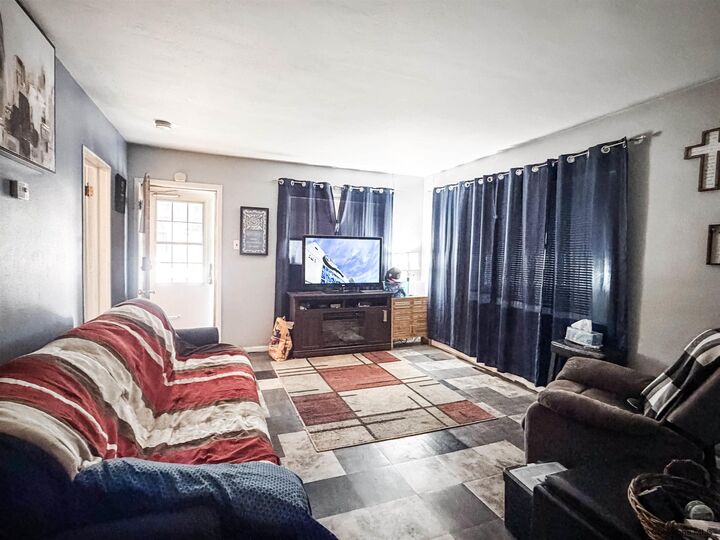 Property Photo:  3048 Ames Ct  WY 82001 