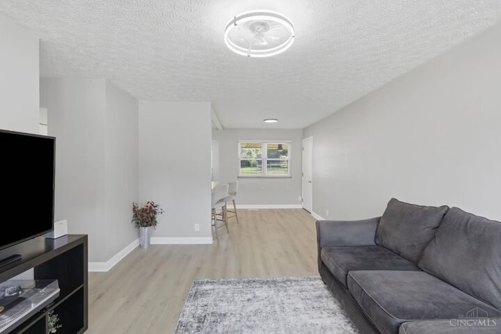 Property Photo: 350 Cambridge Drive OH 45013