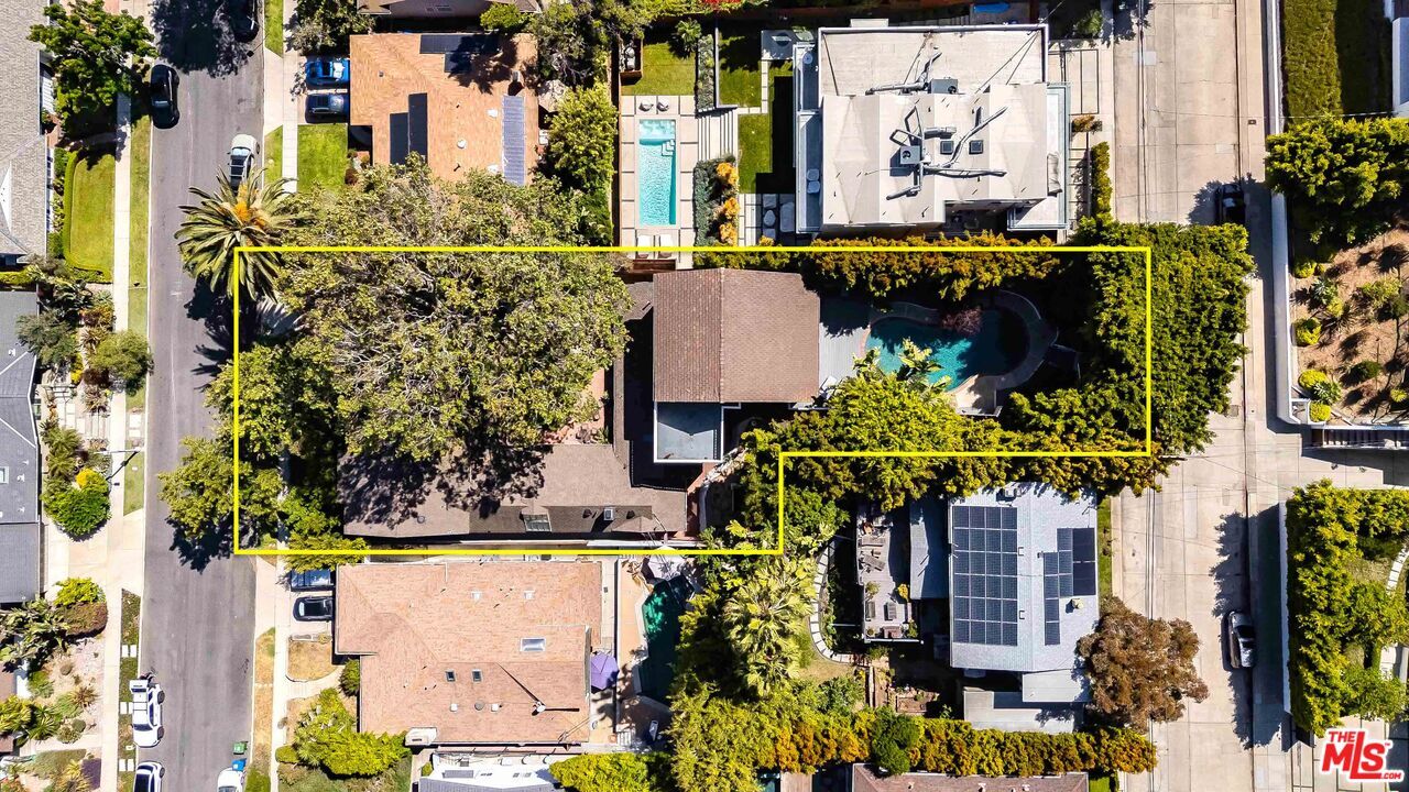 Property Photo: 3245 Provon Ln CA 90034