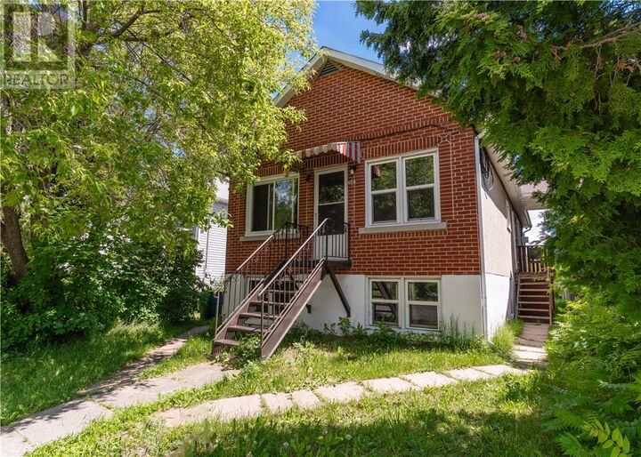 454 Melvin Avenue — photo 1