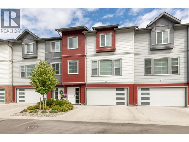 4025 Gellatly Road South 111 — photo 1