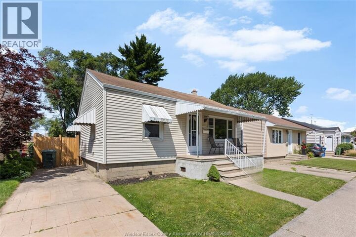 Property Photo:  2293 Marentette  ON N8W 2C2 