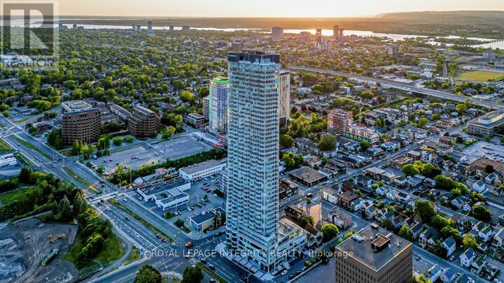 Property Photo: 805 Carling Avenue 1105 ON K1S 5W9