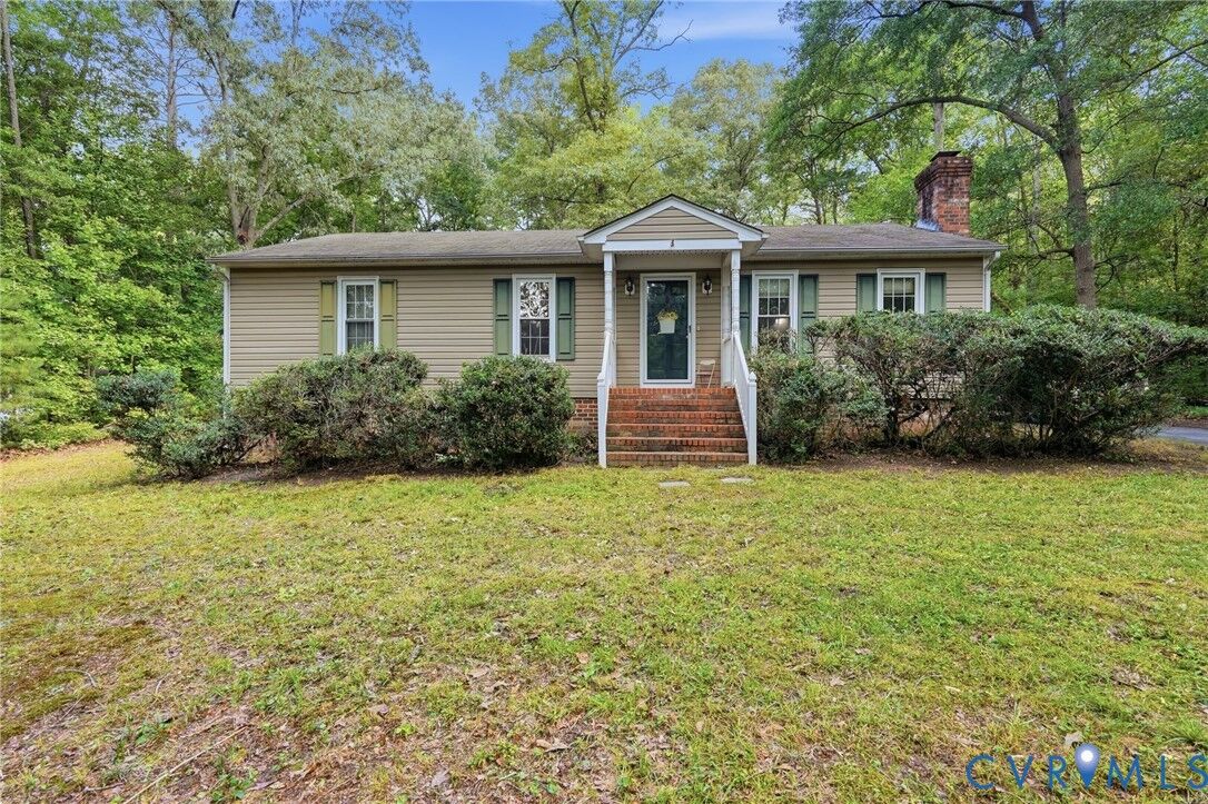Property Photo: 624 Terra Alta Drive VA 23009