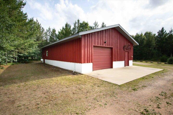 Property Photo:  924 County Road C  WI 54943 