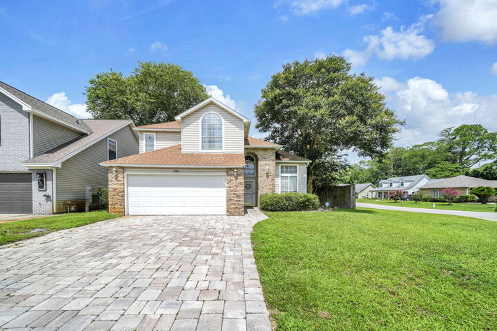 Property Photo: 1068 Windmill Drive FL 32547