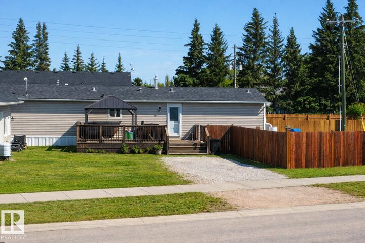 4801 50 Street — photo 1