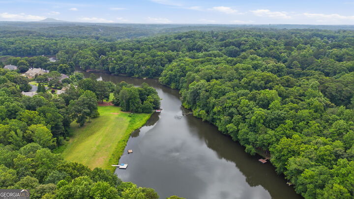 Property Photo: 15625 Canterbury Chase GA 30004