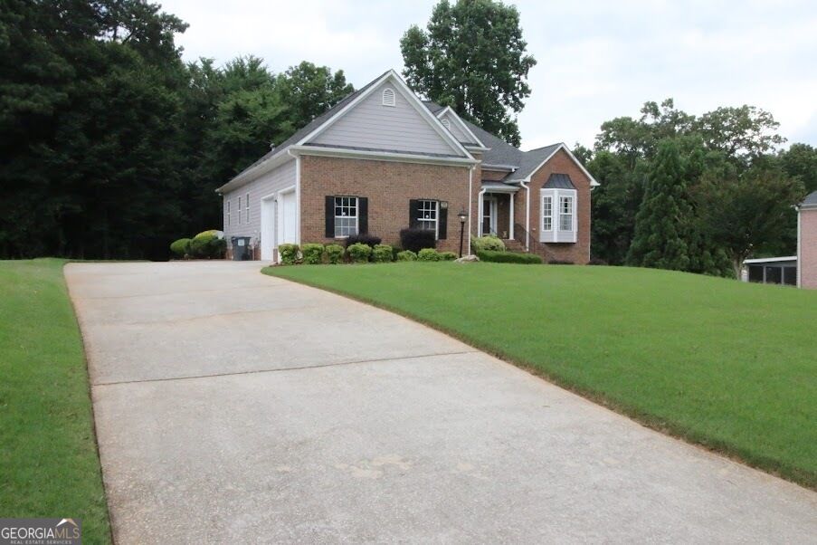 Property Photo:  2500 Thornecreek Drive  GA 30135 