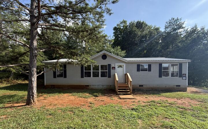Property Photo: 200 Dream Circle TN 37347