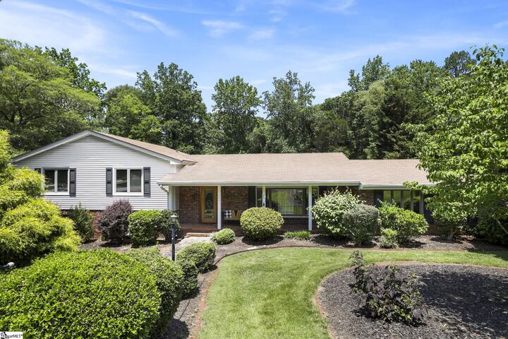 Property Photo: 101 Mabry Drive SC 29307