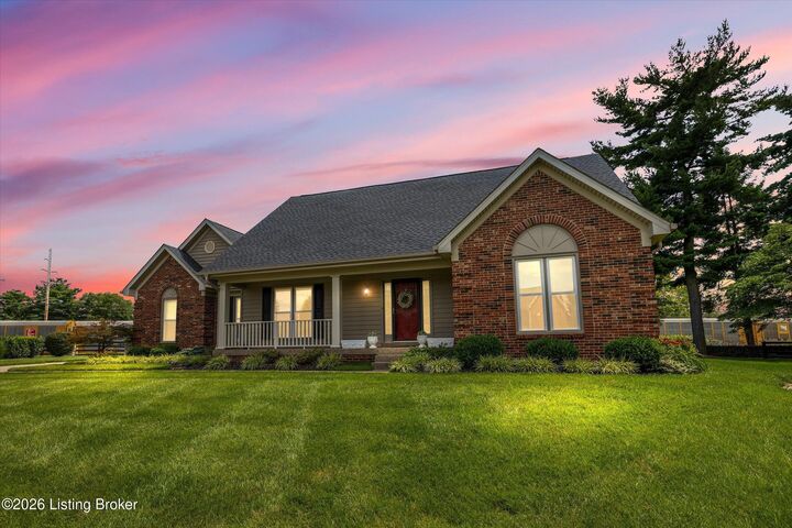 Property Photo: 8702 Valeridge Ct KY 40242