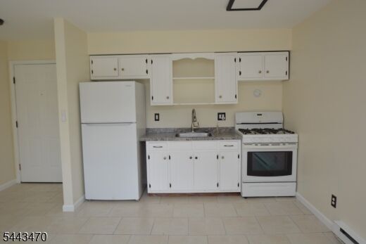Property Photo:  14 Oak Ridge Rd 2  NJ 07435 