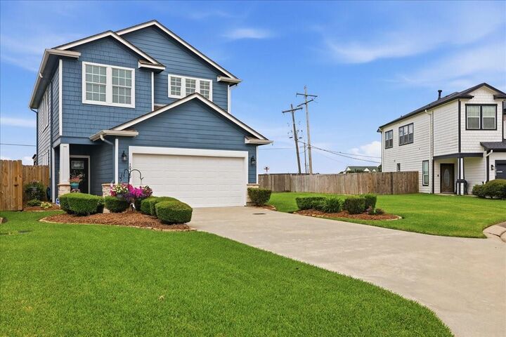 Property Photo:  10340 Dominion Court  TX 77640 