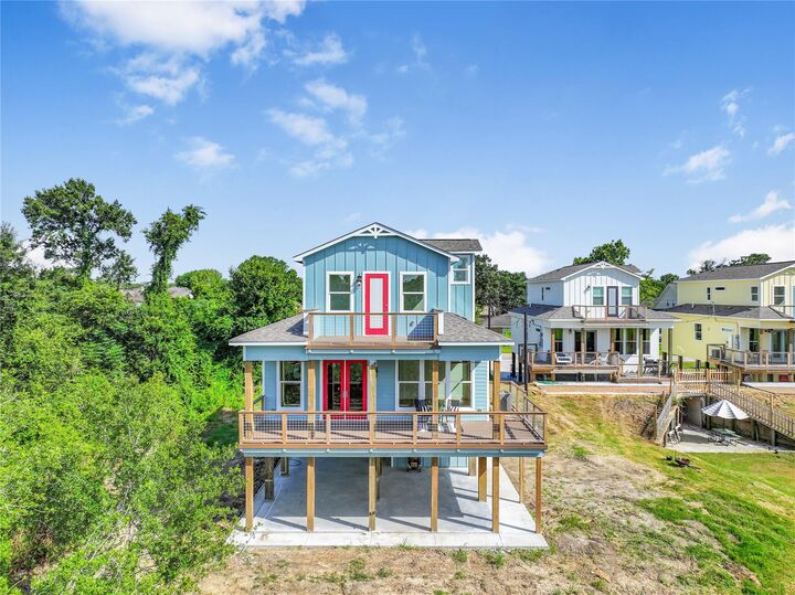 Property Photo: 4444 Shady Lake Drive TX 77586