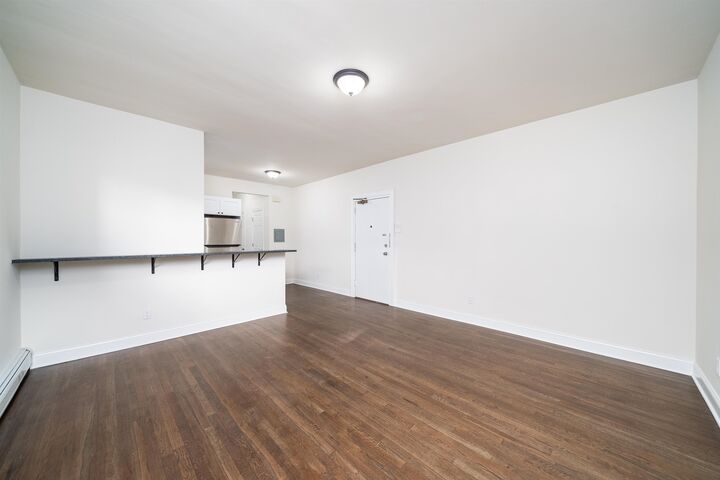 Property Photo:  119 Terrace Ave 5  NJ 07307 