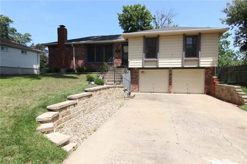 Property Photo: 11200 W 51st Terrace KS 66203