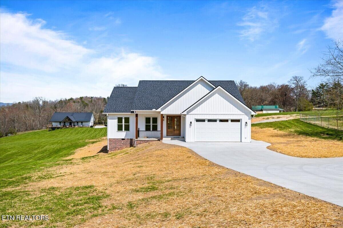 Property Photo:  2271 Long Hollow Rd  TN 37766 
