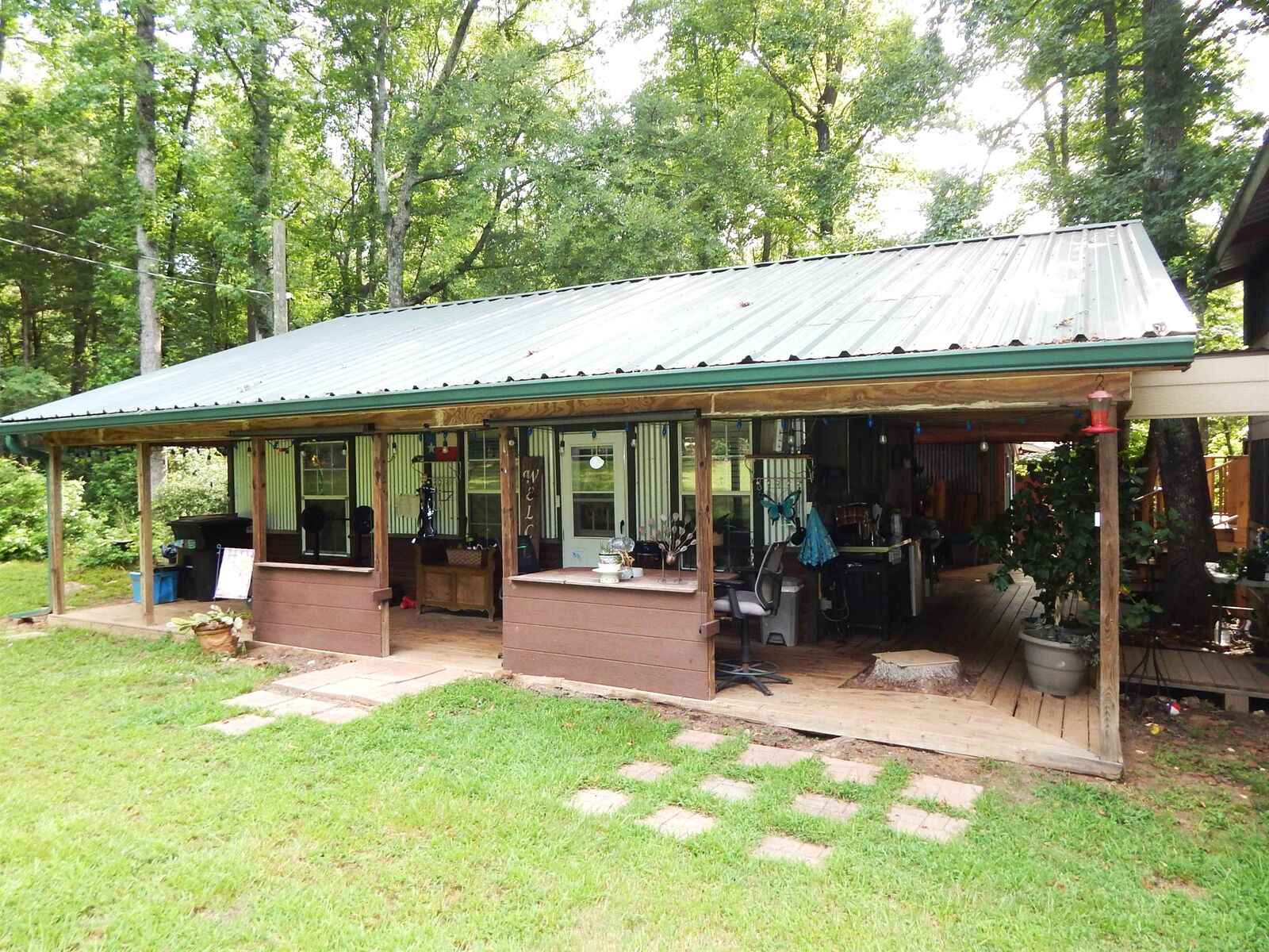 Property Photo:  8909 Fm 1795  TX 75755-3918 