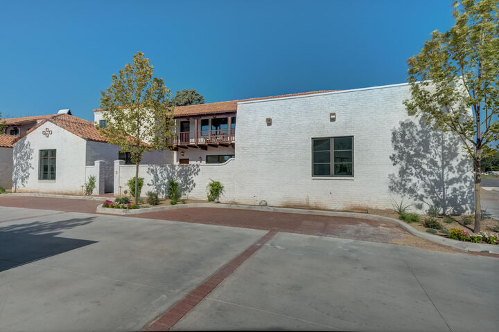 Property Photo:  4507 19th Street # 1  TX 79407 