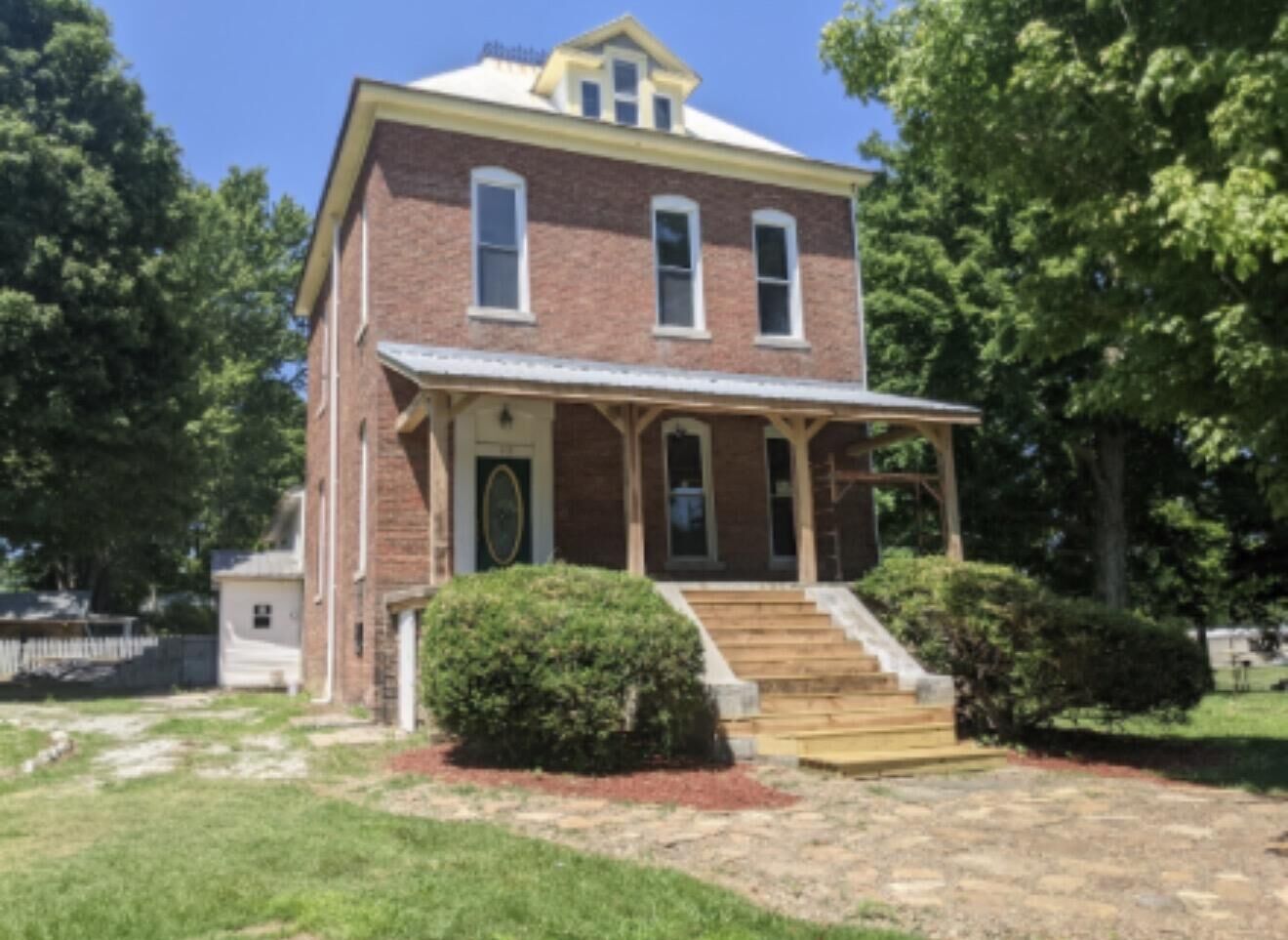 Property Photo: 115 Pierce Street KY 42064