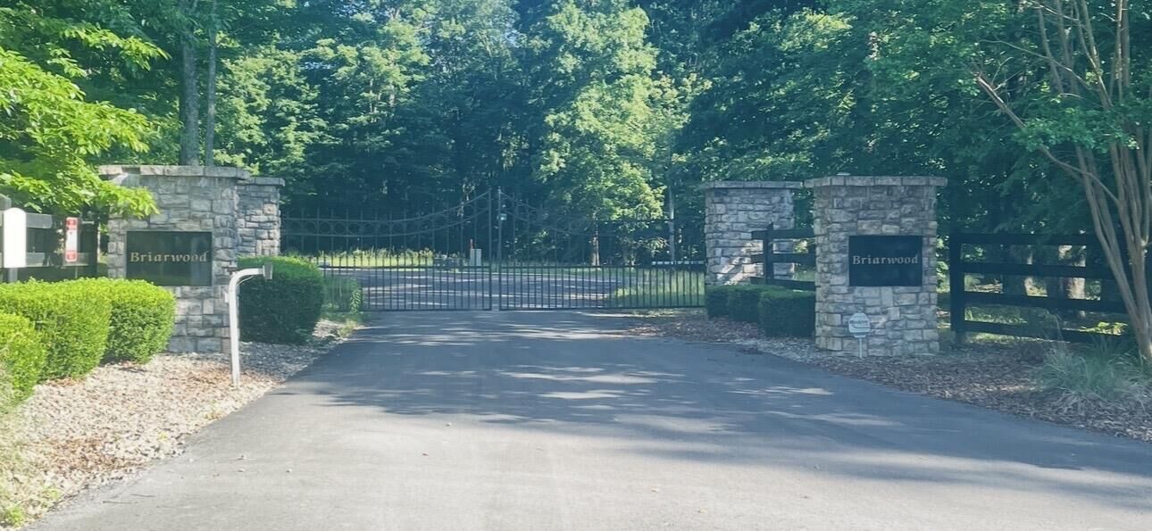 Property Photo:  Lot 8 Village Ct. (Briarwood Sub.)  KY 42642 