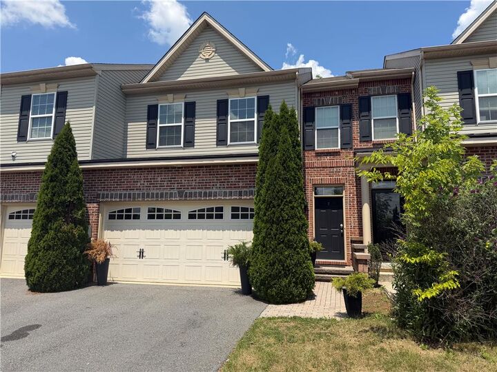 Property Photo: 5127 Dogwood Trail PA 18104