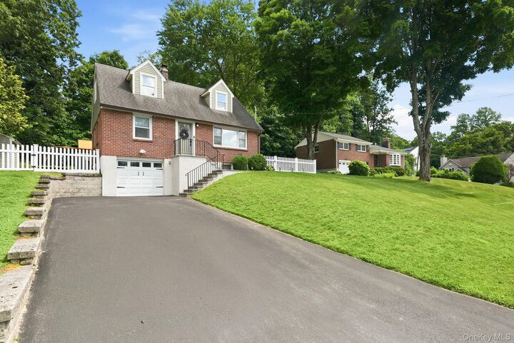 Property Photo:  12 Logwynn Lane  NY 10567 
