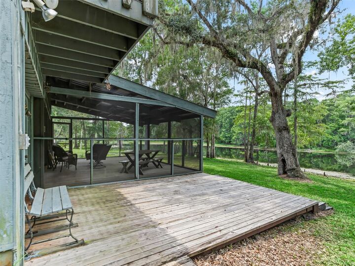 Property Photo: 10518 SW 64th Avenue FL 33513
