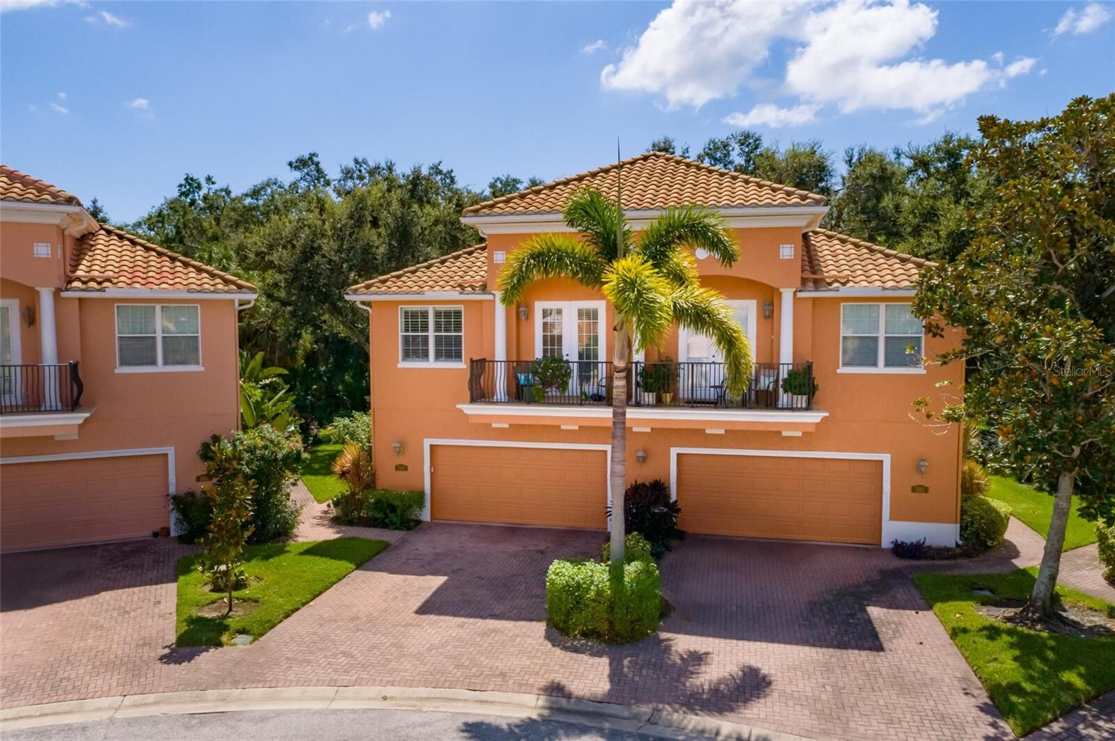 Property Photo: 190 Banyan Bay Drive FL 33705