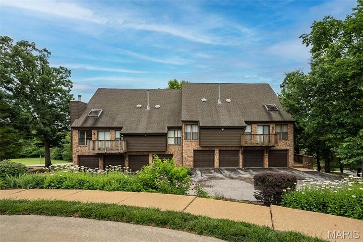 Property Photo: 6300 Sprig Oak Court A MO 63128