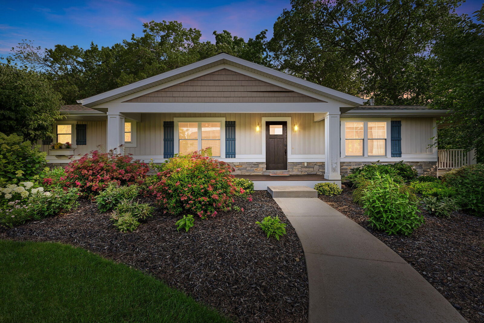 Property Photo:  648 Francis Street  MI 49453 