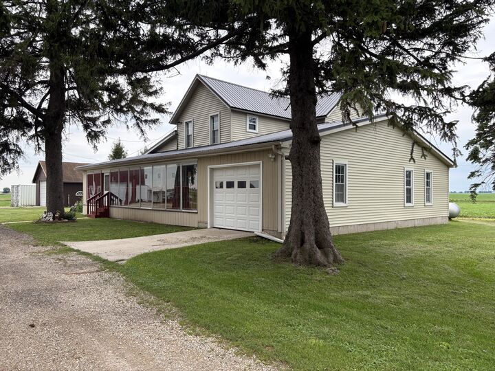 Property Photo:  2563 Gurler Road  IL 61068 