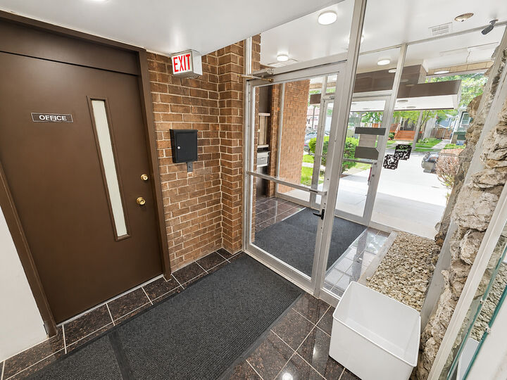 Property Photo:  336 Lathrop Avenue 604  IL 60130 