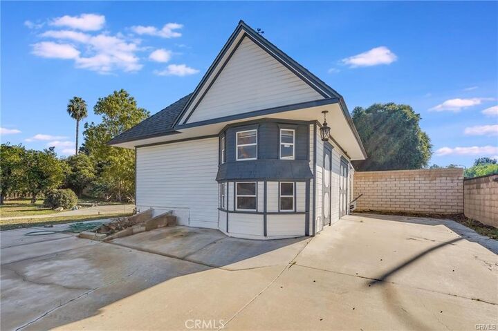 Property Photo:  11094 Kayjay  CA 92503 