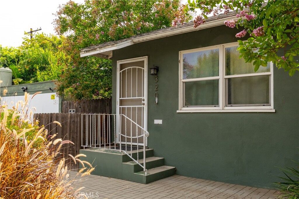 Property Photo:  3202 Minneapolis  CA 90039 