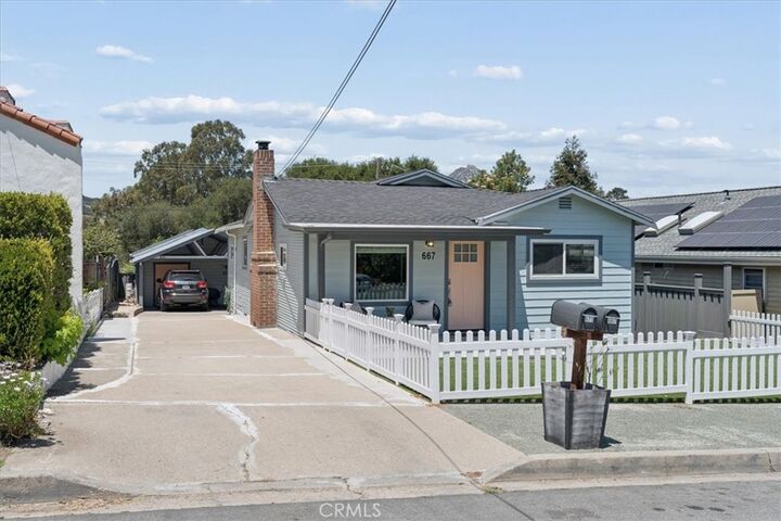 Property Photo:  667 671 Howard Street  CA 93401 