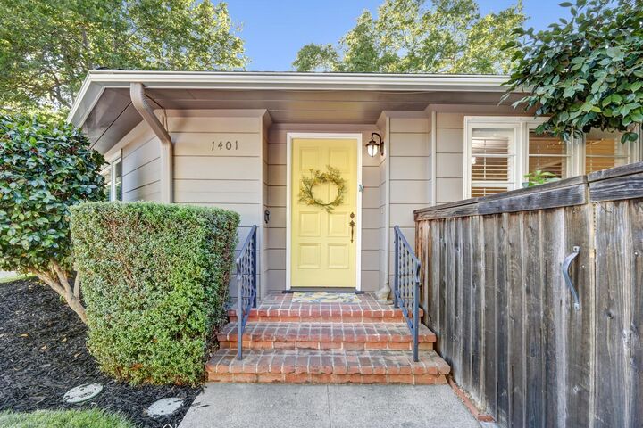 Property Photo:  2765 14th Street  CA 95818 
