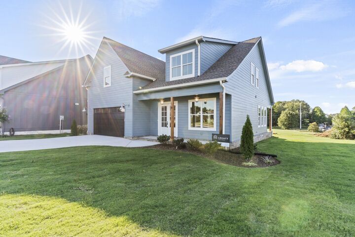 Property Photo:  8 Latitude Dr  TN 37398 