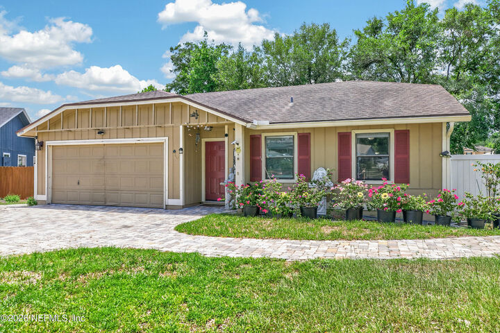 Property Photo:  8005 Fleur De Lis Drive  FL 32277 