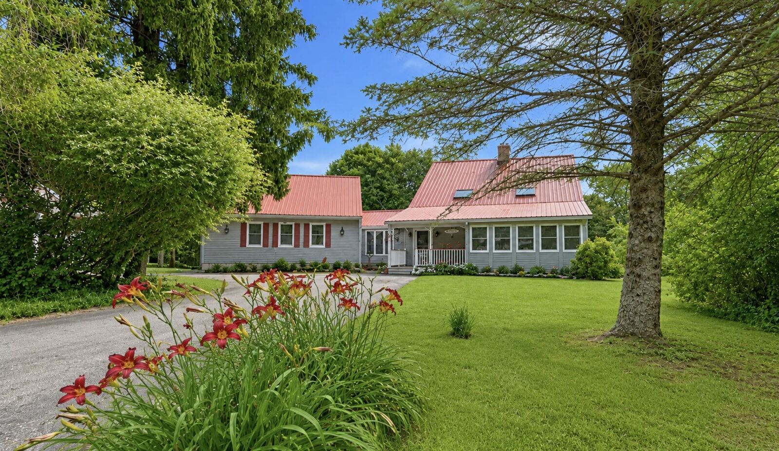 Property Photo: 1 Heritage Drive NH 03869