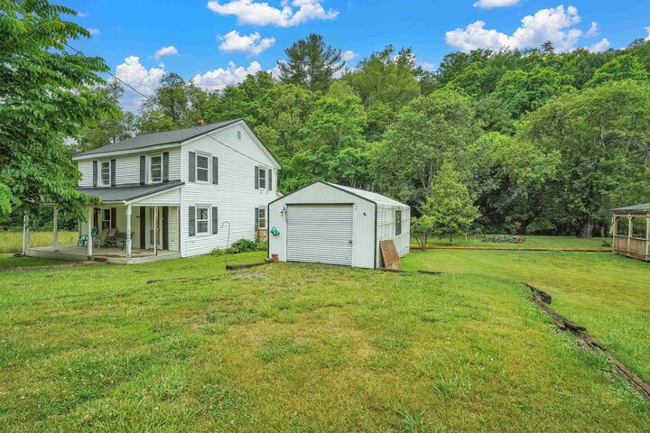 Property Photo: 9048 Cumberland Gap Road VA 24127