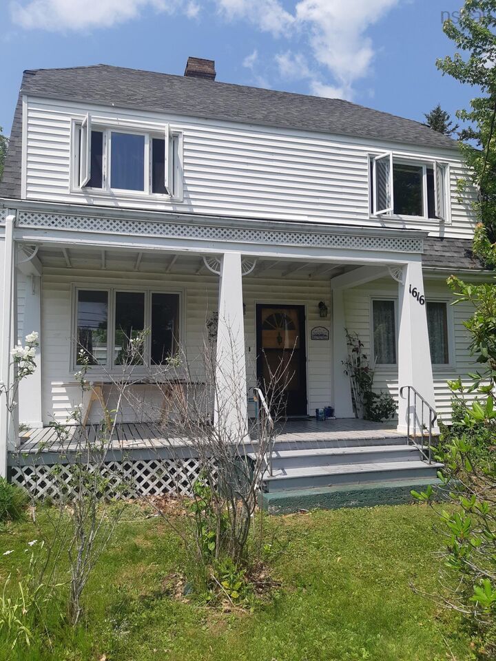 1616 North Main Street — photo 1