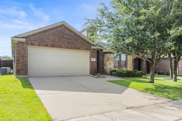 Property Photo:  2041 Shady Glen Trail  TX 75407 