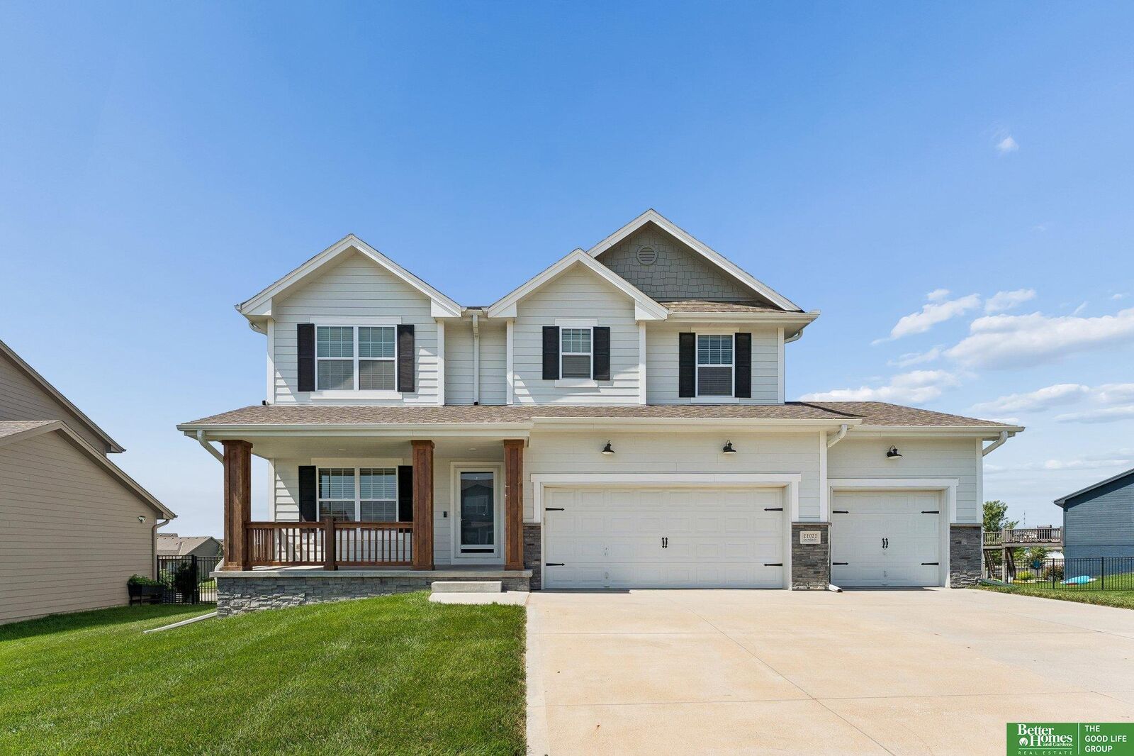 Property Photo:  11021 Cove Hollow Drive  NE 68046 