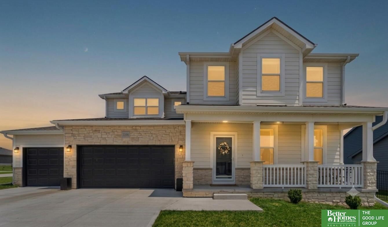 Property Photo:  12103 S 208th Avenue  NE 68028 