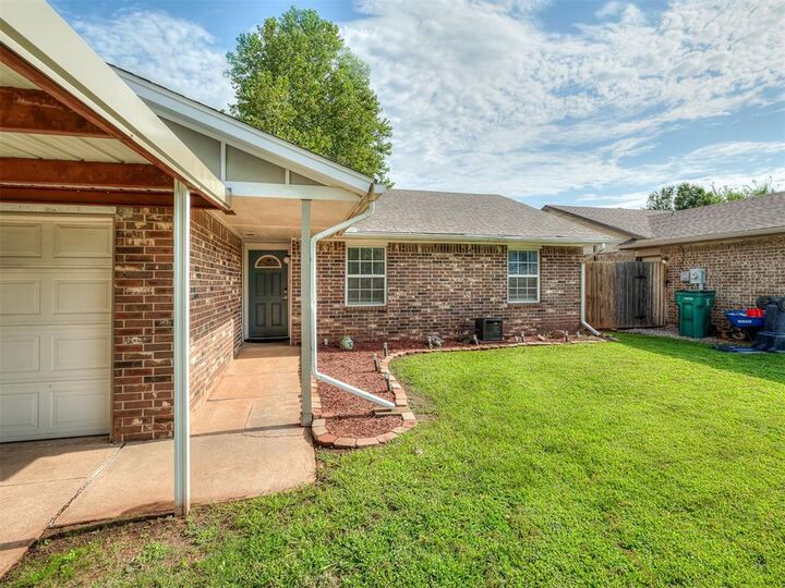 Property Photo: 10425 Dover Drive OK 73099