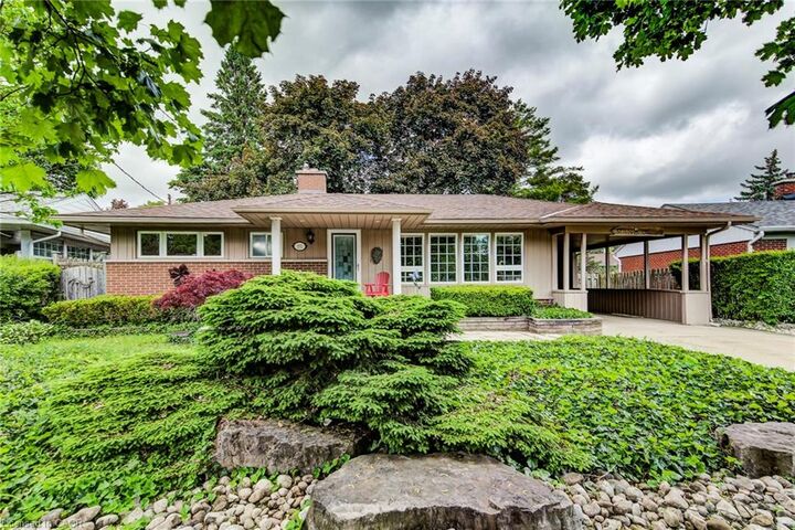 192 Warren Road — photo 1