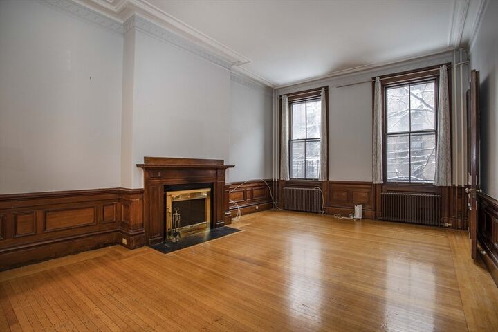 Property Photo: 123 Marlborough St 1B MA 02116